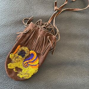 Pouch beaded leather hand made